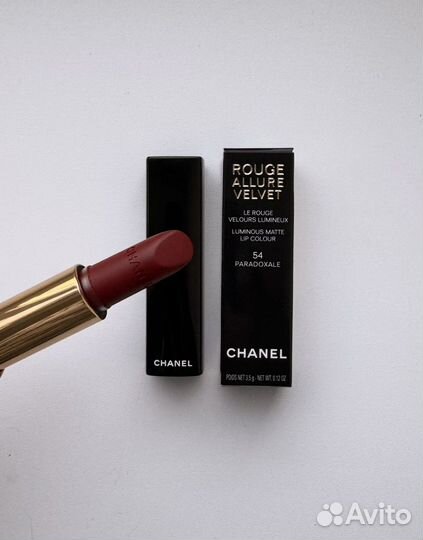 Chanel помада 54 Paradoxale 2023
