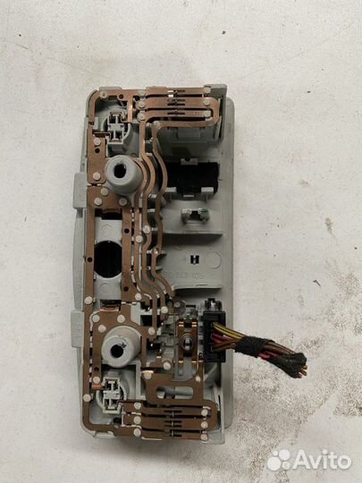 Плафон подсветки салона Skoda Fabia хэтчбек 1.2