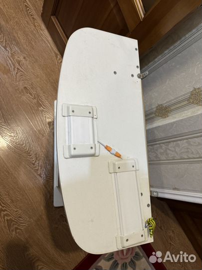 Шкафчик для ванной навесной