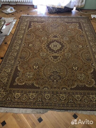 Ковер шерсть СССР.1980 ых годов. 340х246 см