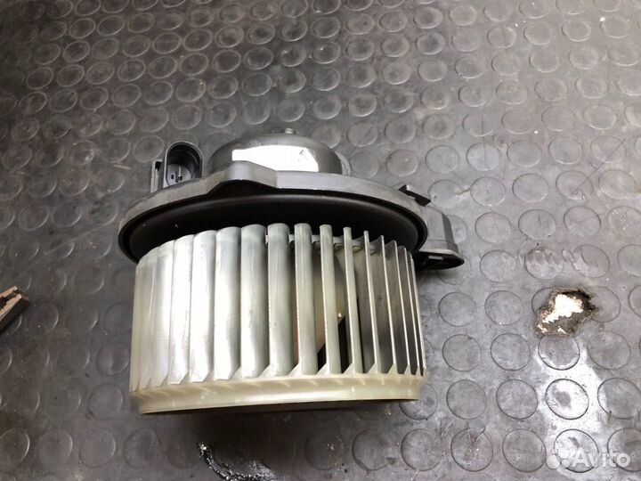 Моторчик печки Audi A6 C5