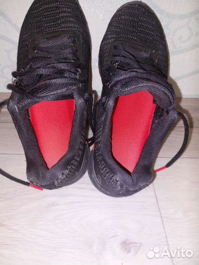 Кроссовки женские 38 размер