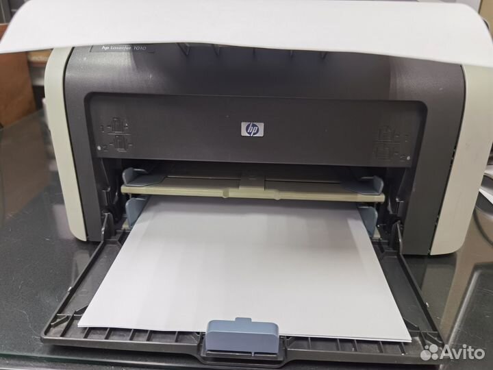 Принтер лазерный HP 1010
