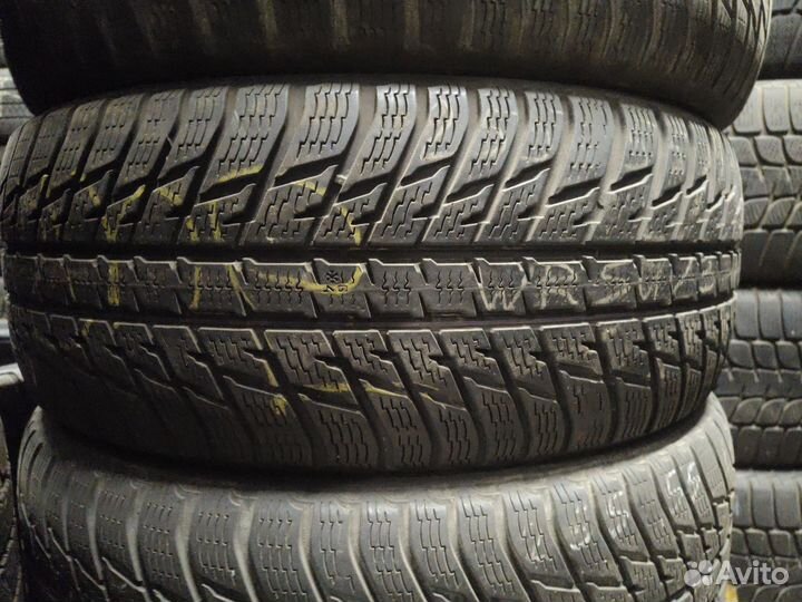 Nokian Tyres WR SUV 3 255/55 R19