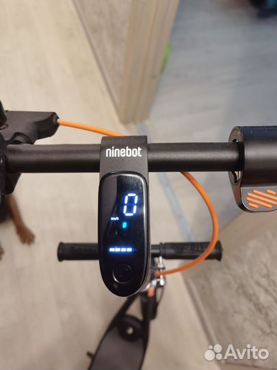 Электросамокат Ninebot kickscooter f40