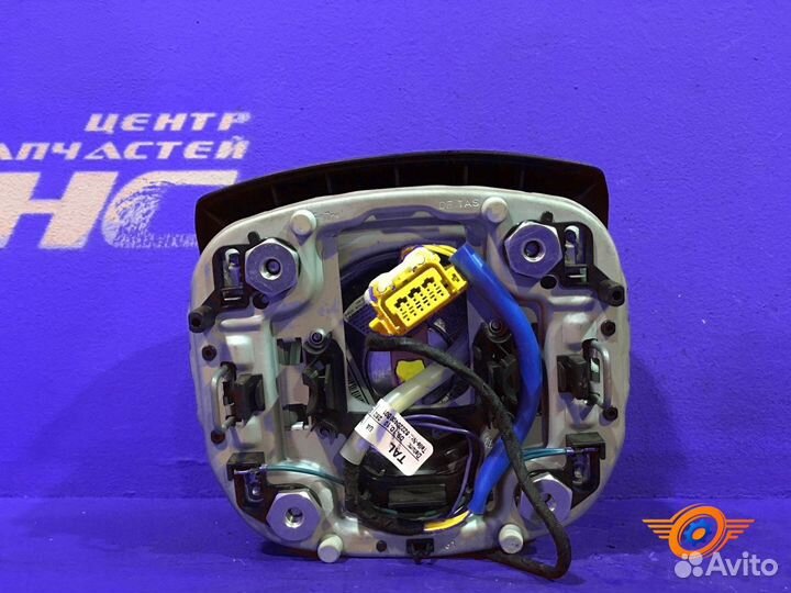 Подушка безопасности в руль Skoda Yeti хетчбэк