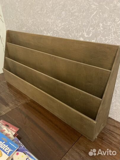 Полка/подставка для открыток, книг