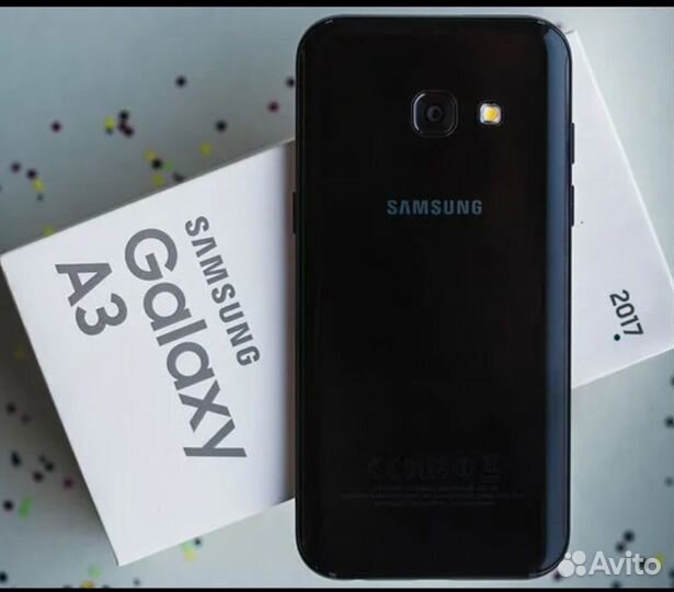 Samsung Galaxy A3 (2017) SM-A320F/DS, 2/16 ГБ
