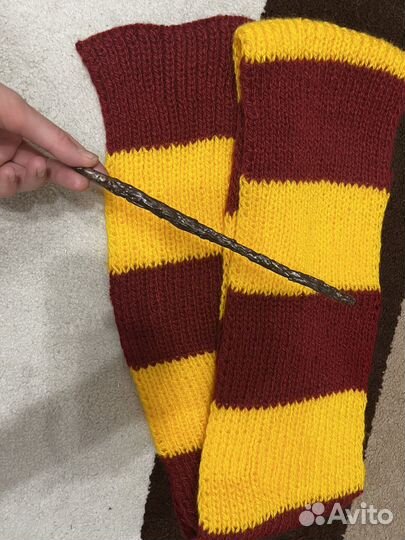 Палочка и шарф гриффендор