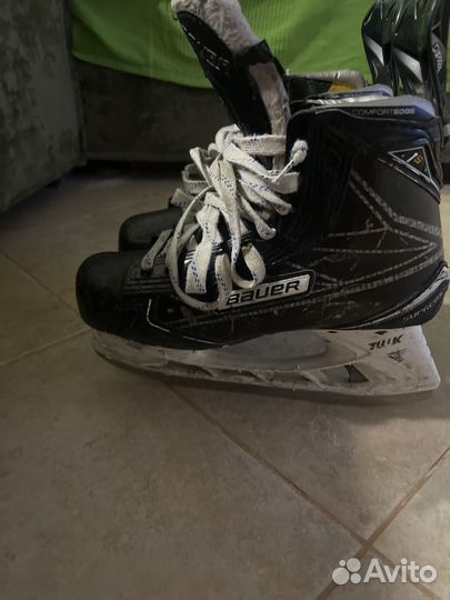 Хоккейные коньки bauer 1s
