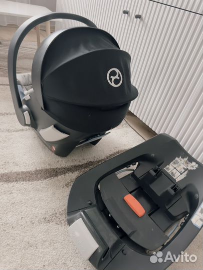 Автолюлька cybex с базой и адаптерами