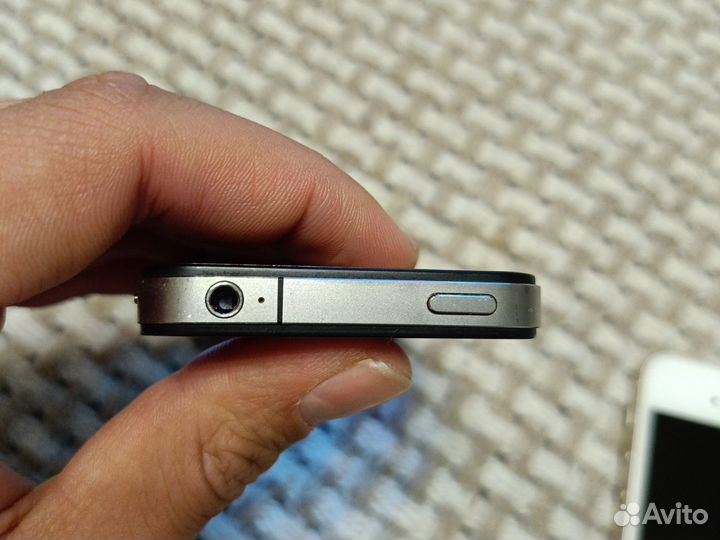 iPhone 4, 32 ГБ