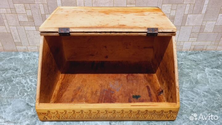 Хлебница деревянная