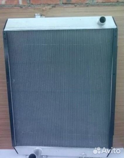 Hyundai R215VS Радиатор водяной