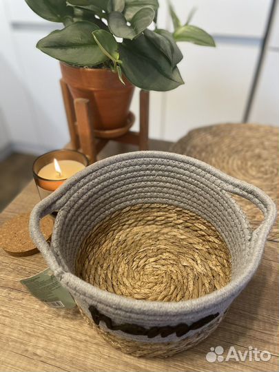 Плетеная корзина