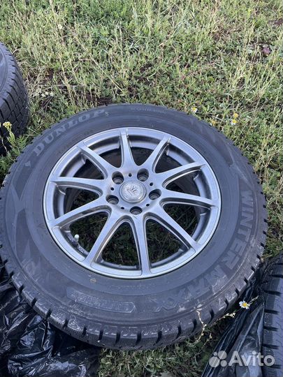 Продам колеса 215/65 R16