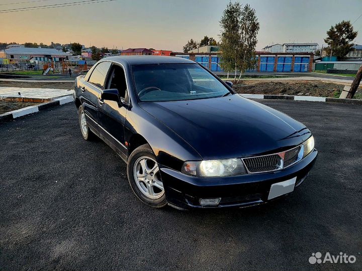 Mitsubishi Diamante, 2001
