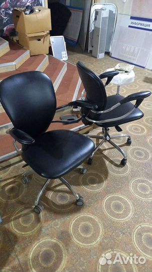 Кресла и стулья компьютерные офисные