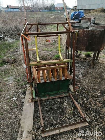 Станок для производства керамзитоблоков