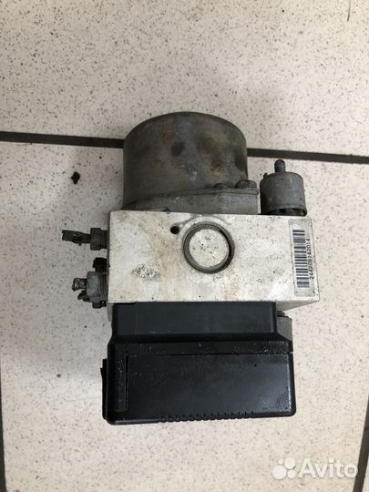 Блок ABS Mitsubishi Montero Sport 1