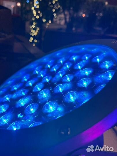 Узколучевой прожектор LED TOM-TOM 15Вт 3000К 220в