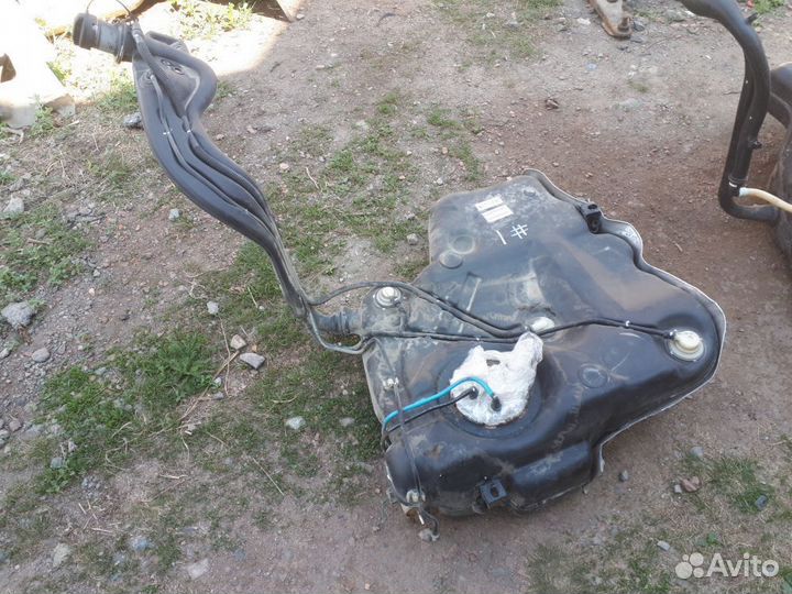 Бак топливный Skoda Octavia A5