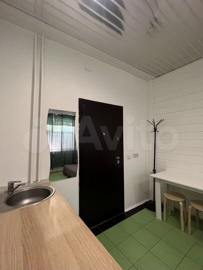 Комната 12 м² в 5-к., 1/1 эт.