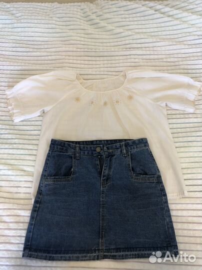 Блузки и джинсовая юбка