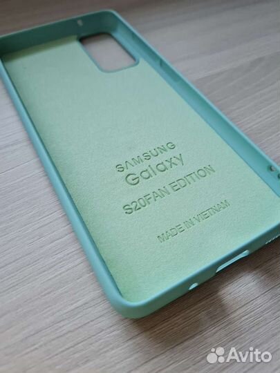 Новые оригинальные чехлы на Samsung s21 и s20fe