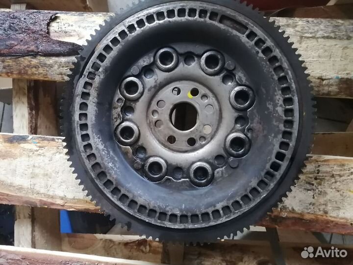 Маховик двухмассовый Ford Focus 1.8 tdci