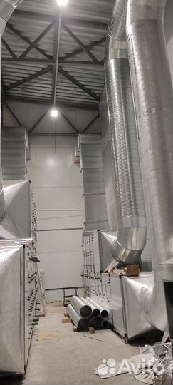 Бригада монтажников систем вентиляции