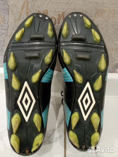 Футбольные бутсы Umbro