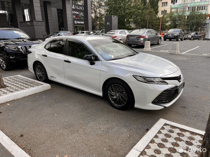 Toyota Camry 2.5 AT, 2019, 135 000 км