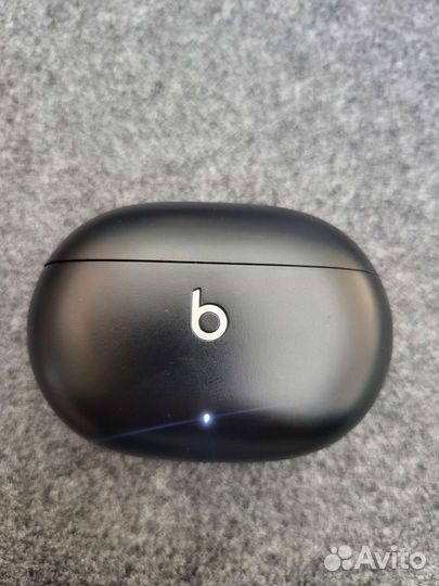 Беспроводные наушники beats studio buds