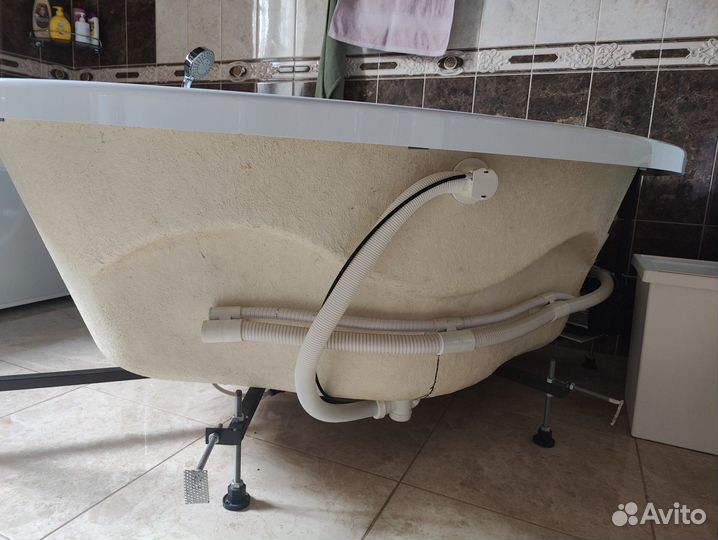 Ванна джакузи с гидромассажем бу