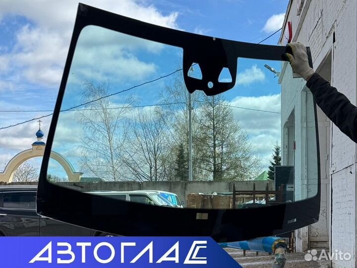 Стекло лобовое Tager