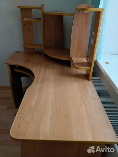 Компьютерны стол