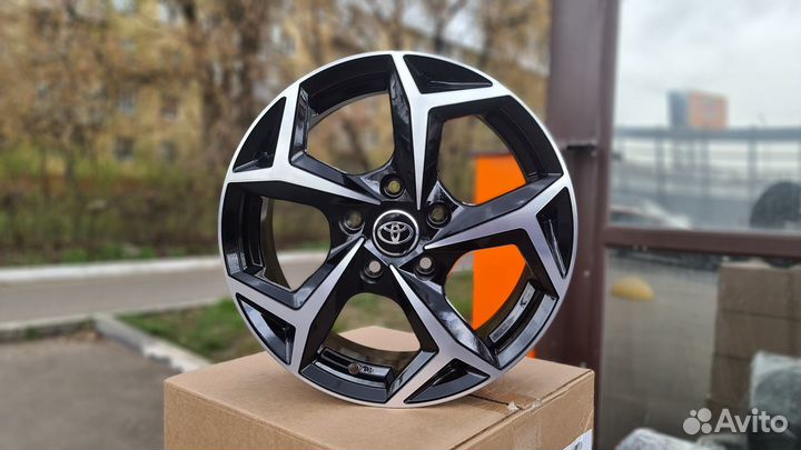 Новые комплект Россия R16 на Toyota Camry Corolla