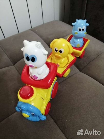 Паровозик музыкальный