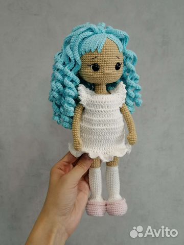Игрушка вязаная кукла
