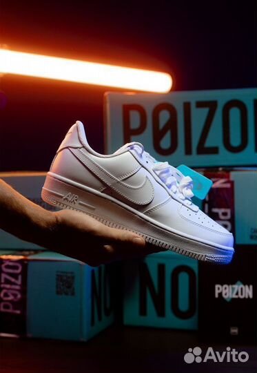 Кроссовки Nike Air Force 1