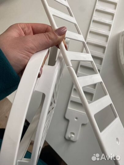 Полка-этажерка пластиковая для ванной