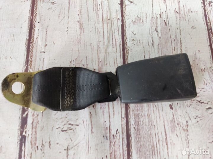 Фиксатор (замок) ремня безопасности задний 2110