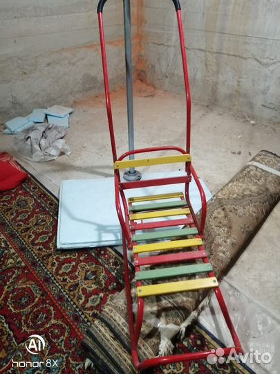 Санки новые.раскладывается спинка