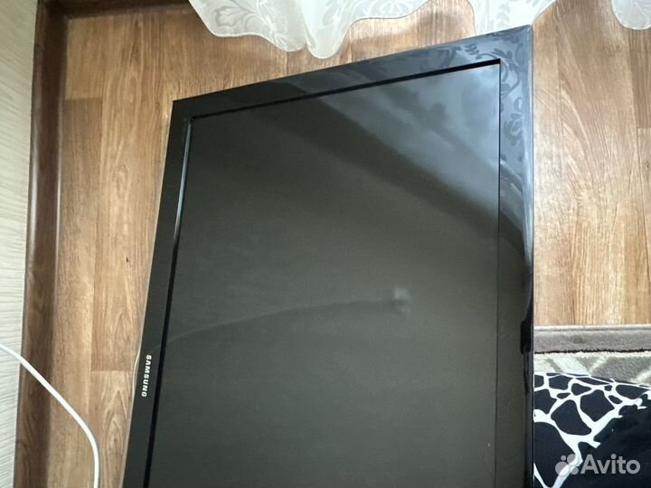 Телевизор samsung