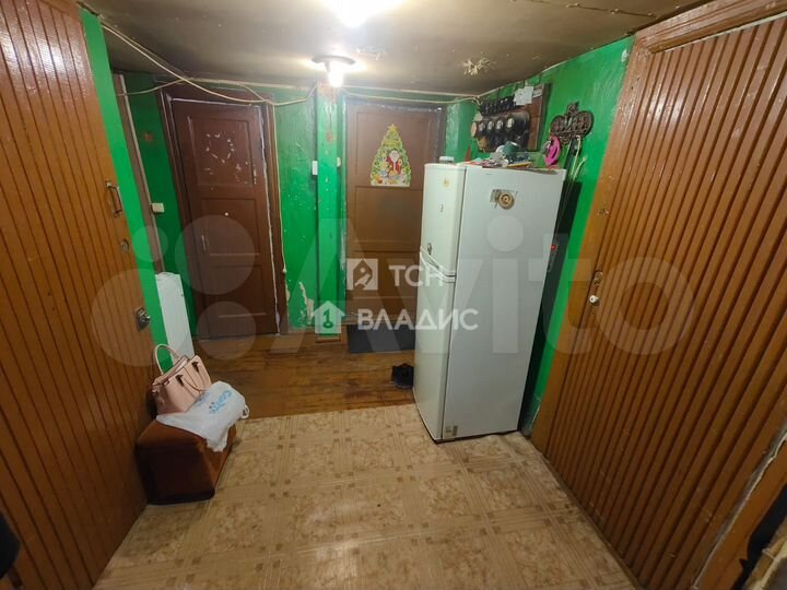 Комната 17 м² в 1-к., 1/2 эт.