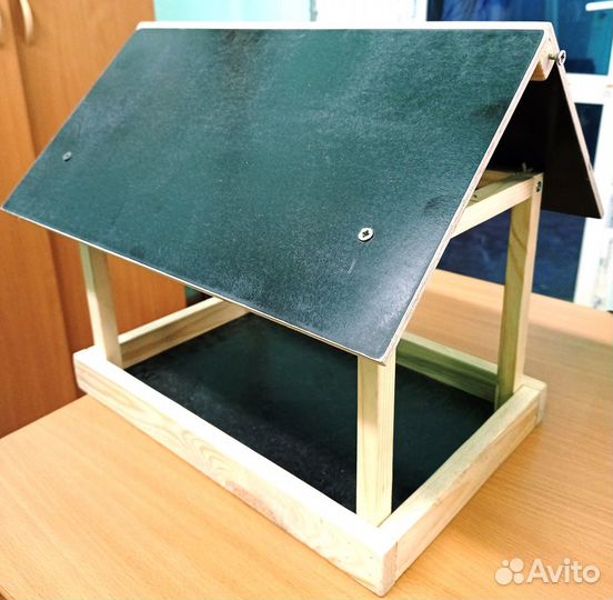 Кормушки, скворечники для птиц