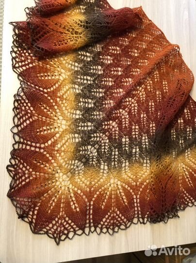 Шаль ручной работы