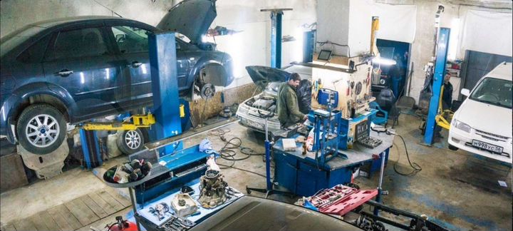 Гараж, > 30 м²