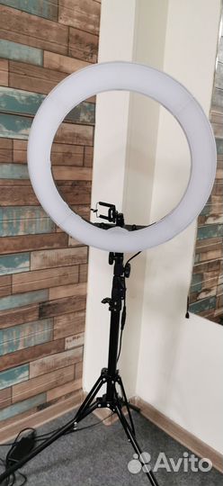 Кольцевая лампа Dioringlight